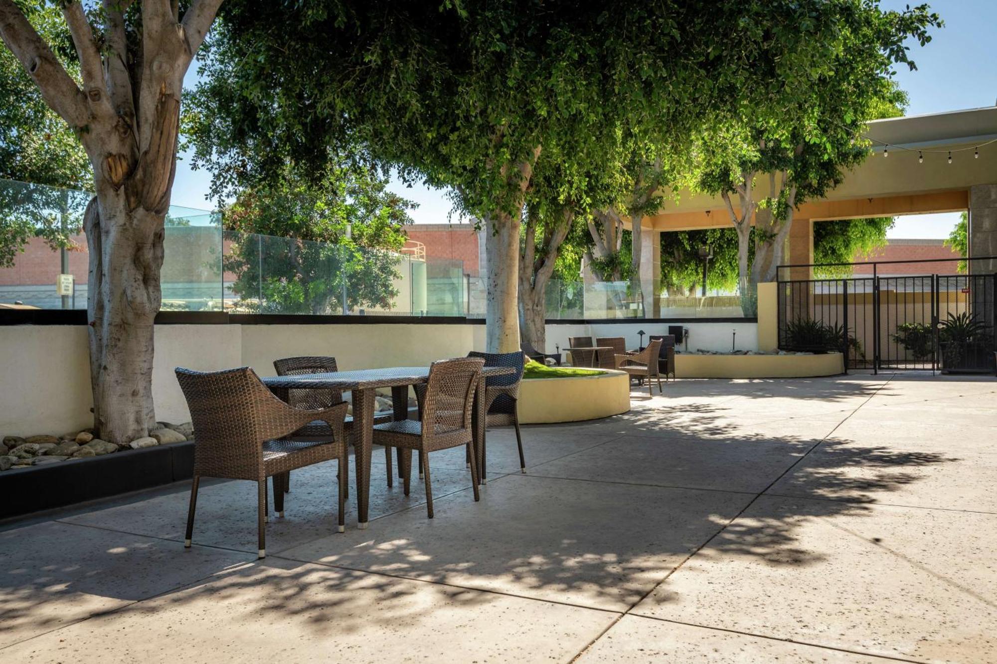 Doubletree By Hilton Los Angeles Norwalk Kültér fotó